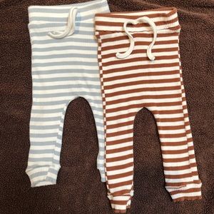 Baby pants blue and brown stripe 9-12months 
Like new 
Smoke free pet free home